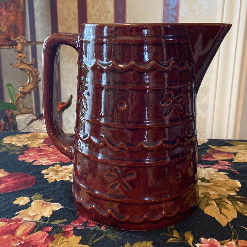Marcrest Pitcher - Picture 3 of 7